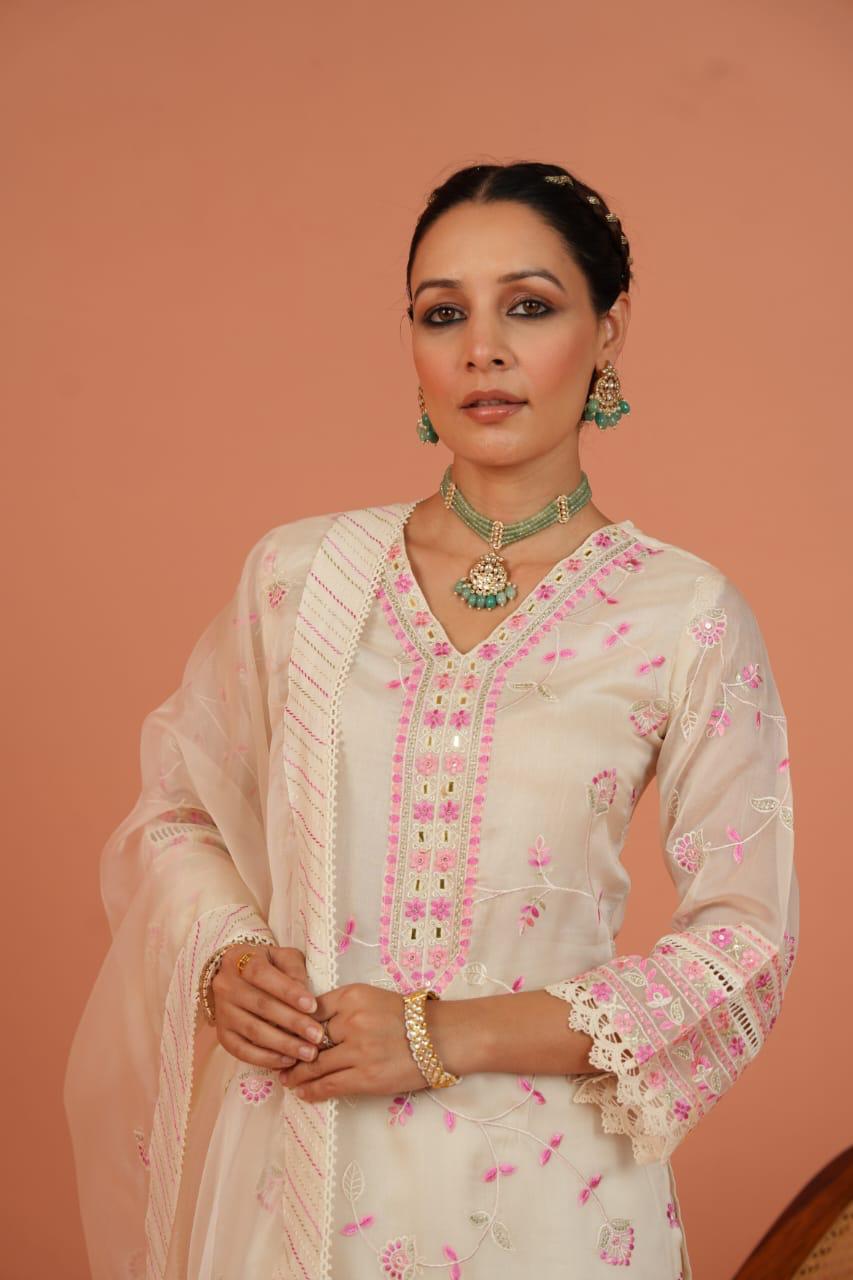 Elegant Embroidered Chiffon Suit
