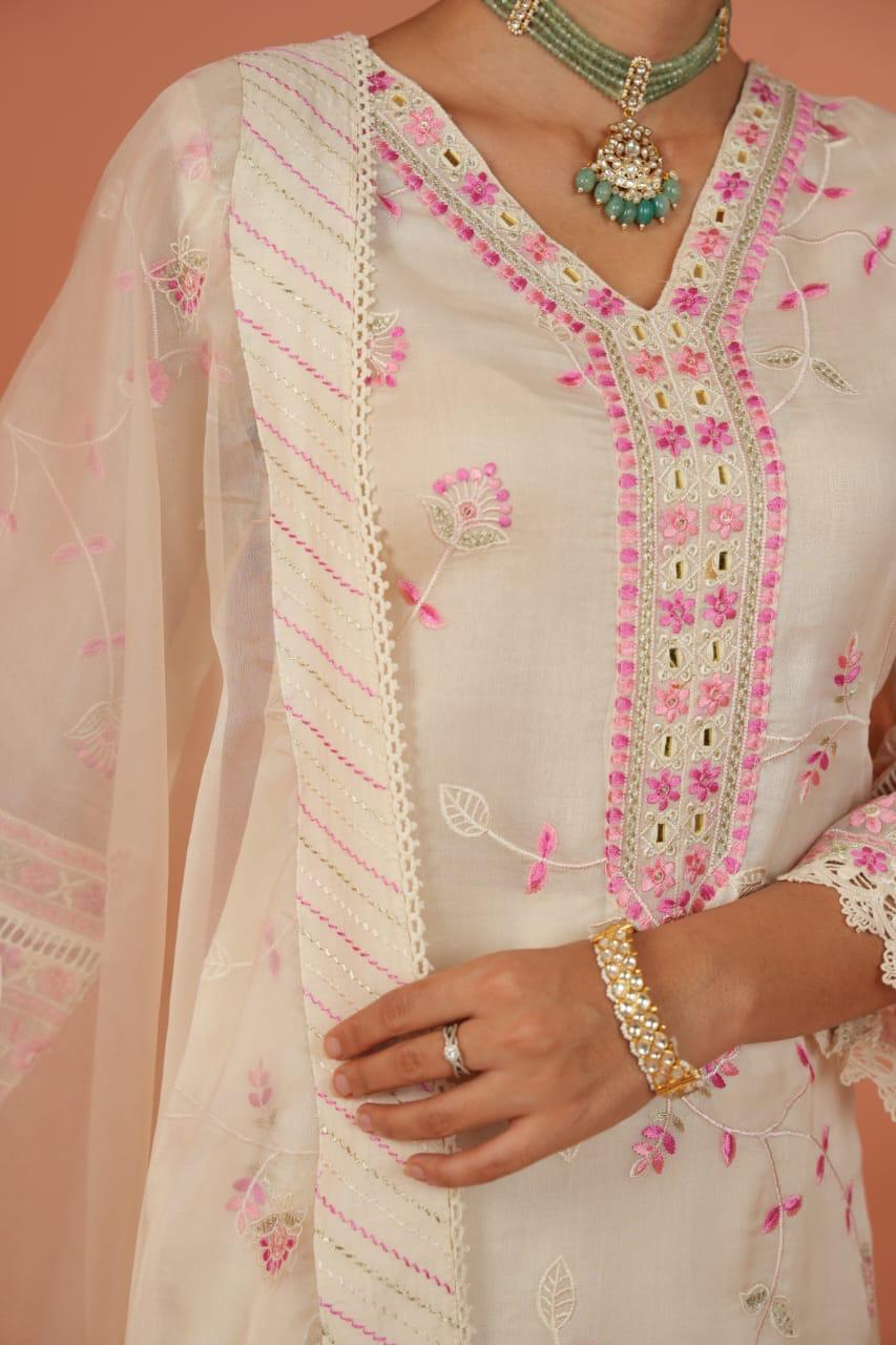 Elegant Embroidered Chiffon Suit