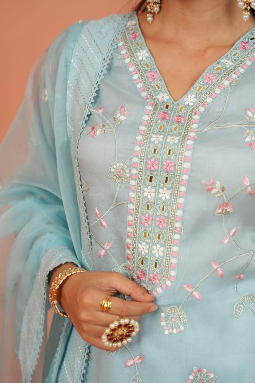 Elegant Embroidered Chiffon Suit